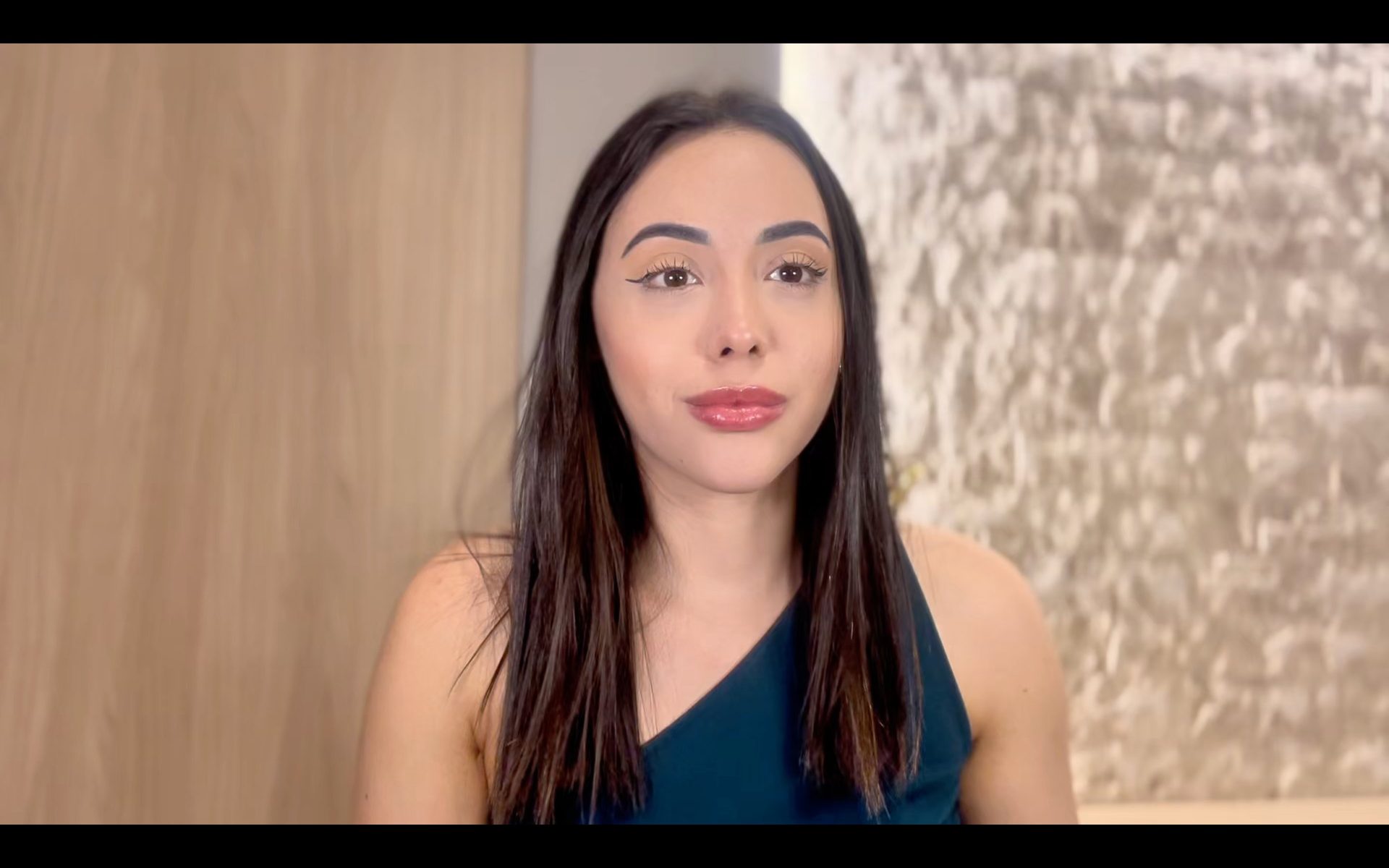 Bruna Tomelero — Assistir vídeo